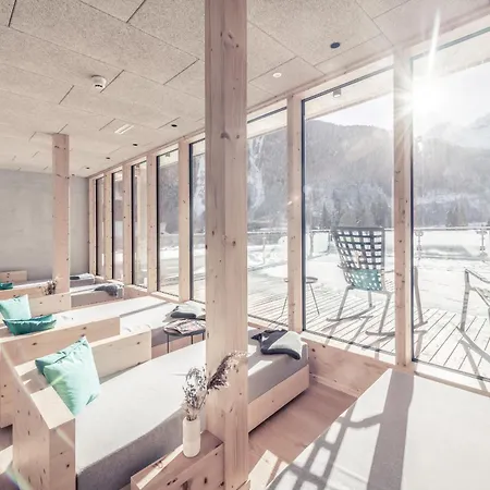 Hotell Boutique Lechzeit 4*