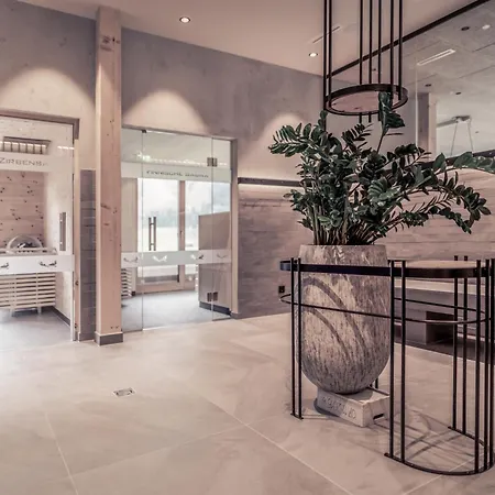 Boutique Lechzeit 4*