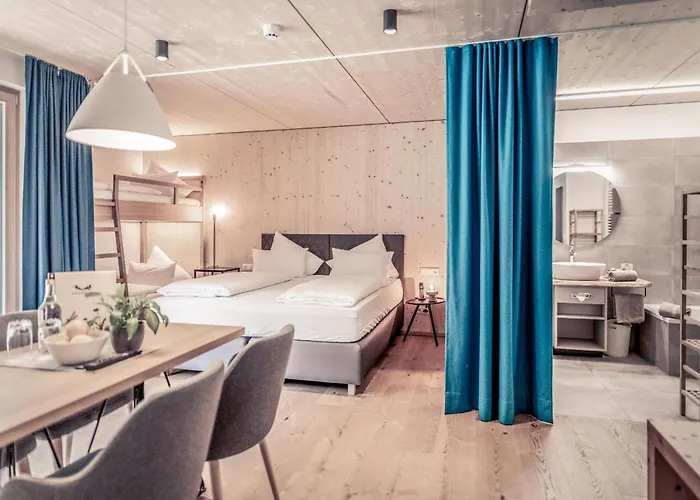 Hotel Boutique Lechzeit 4*