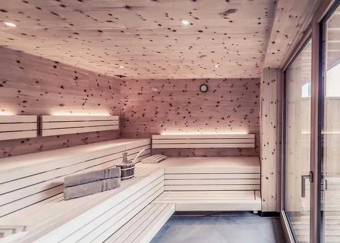 酒店 Boutique Lechzeit 4*